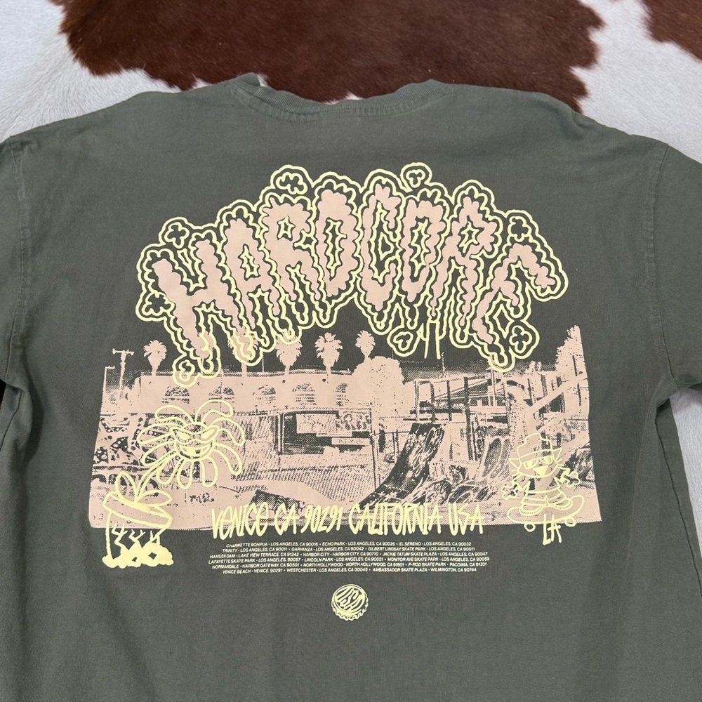 H&M "Venice California" graphic t-shirt in a grey/khaki - Picture 2 of 4